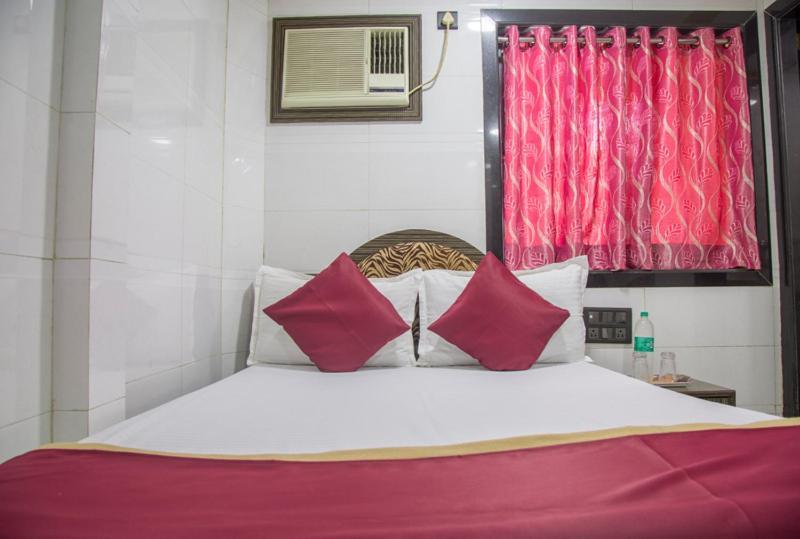 Relax Guest House 뭄바이 외부 사진